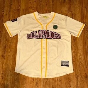 LOLLAPALOOZA Lolla Classic Logo Spell Out Baseball Tee Large NWOT